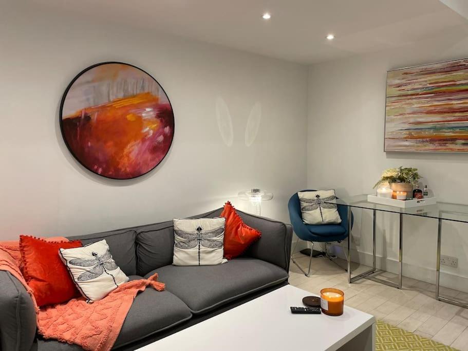 Chelsea Posh Apartment Лондон Экстерьер фото